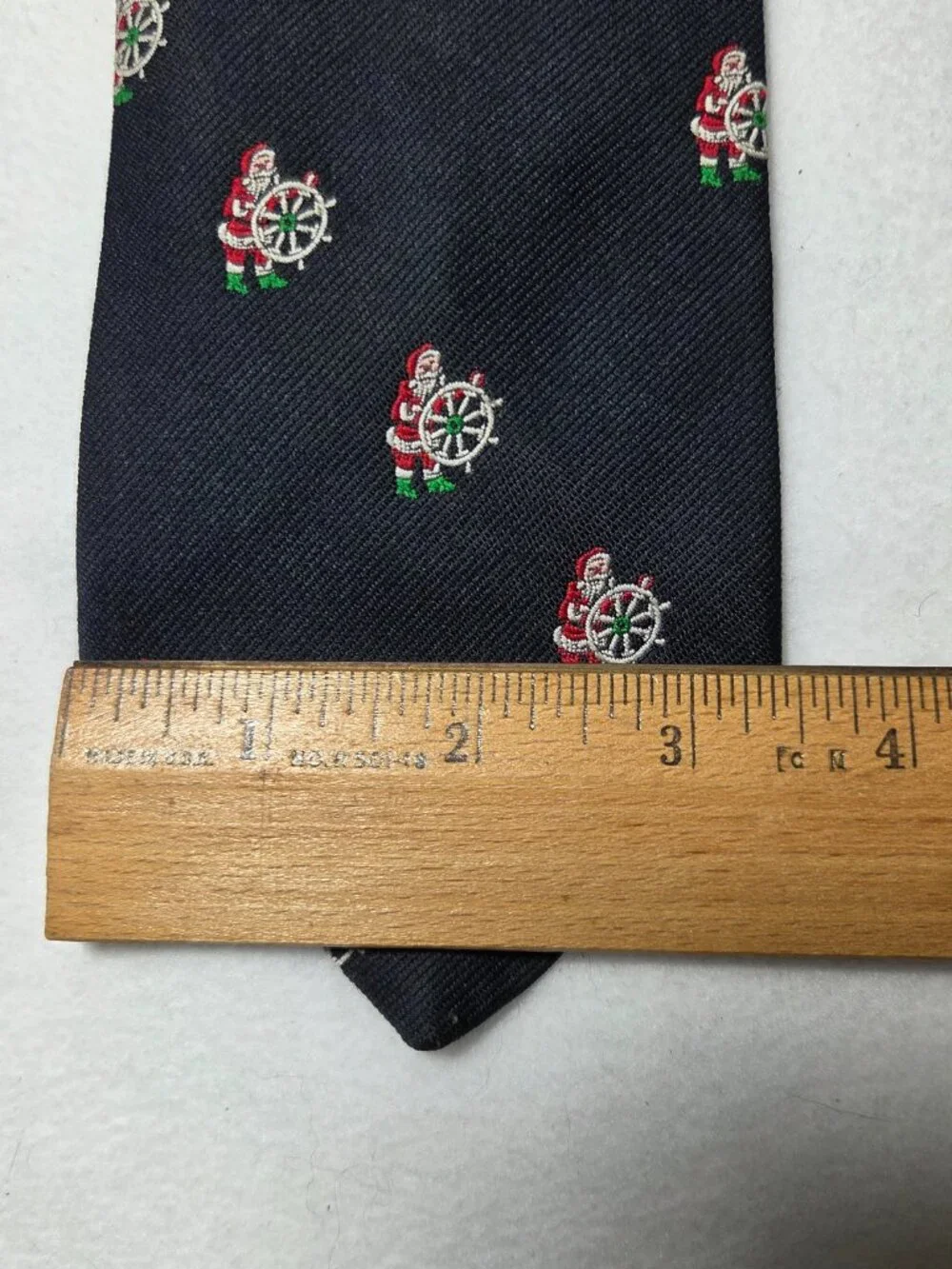 Cape Cod Boat Captain Santa Tie Navy Red Vintage 3 1/2
